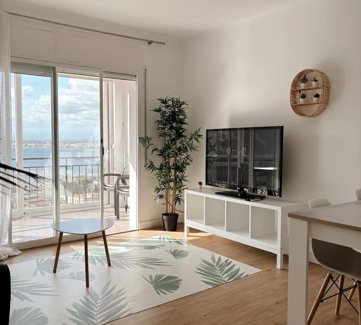 Bella Vista Apartment - Costa Brava Seaview Roses